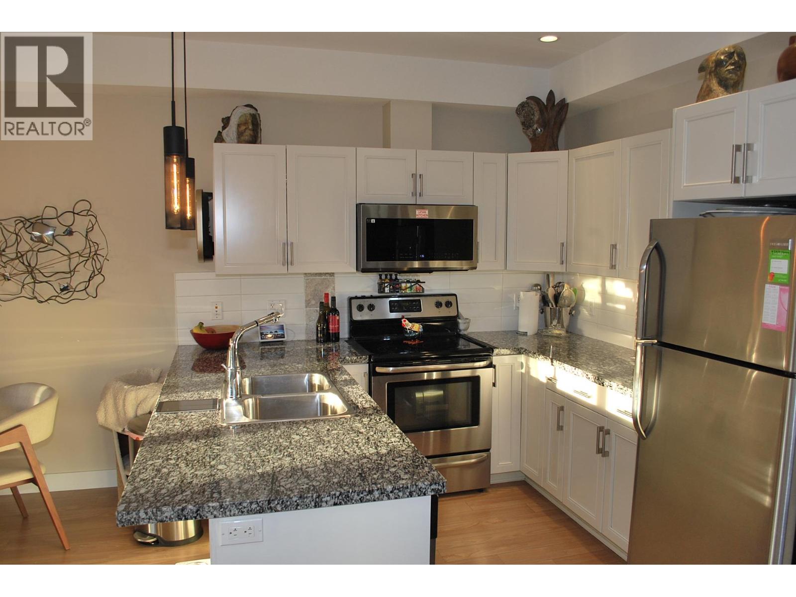 408 3220 Skyview Lane, Westbank