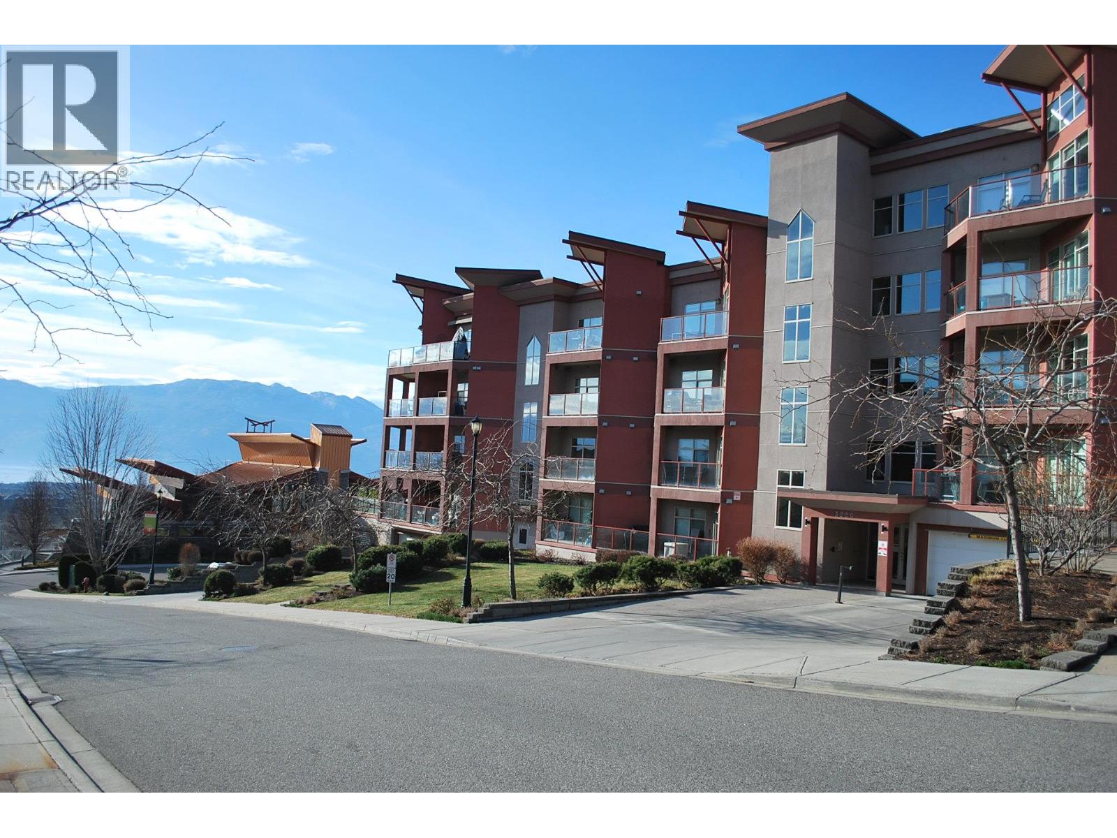 408 3220 Skyview Lane, Westbank