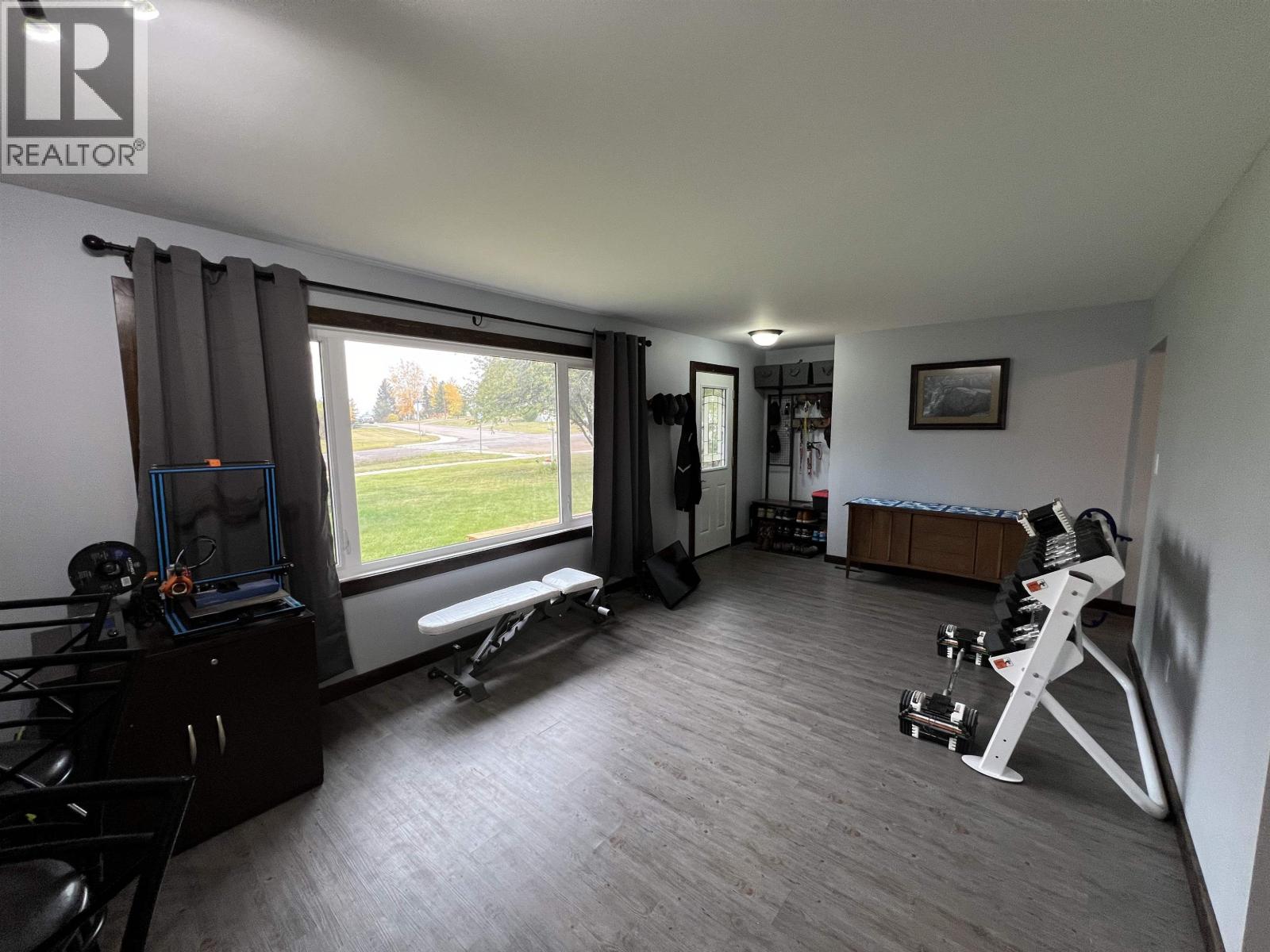 5116 SUNSET DRIVE, Fort Nelson