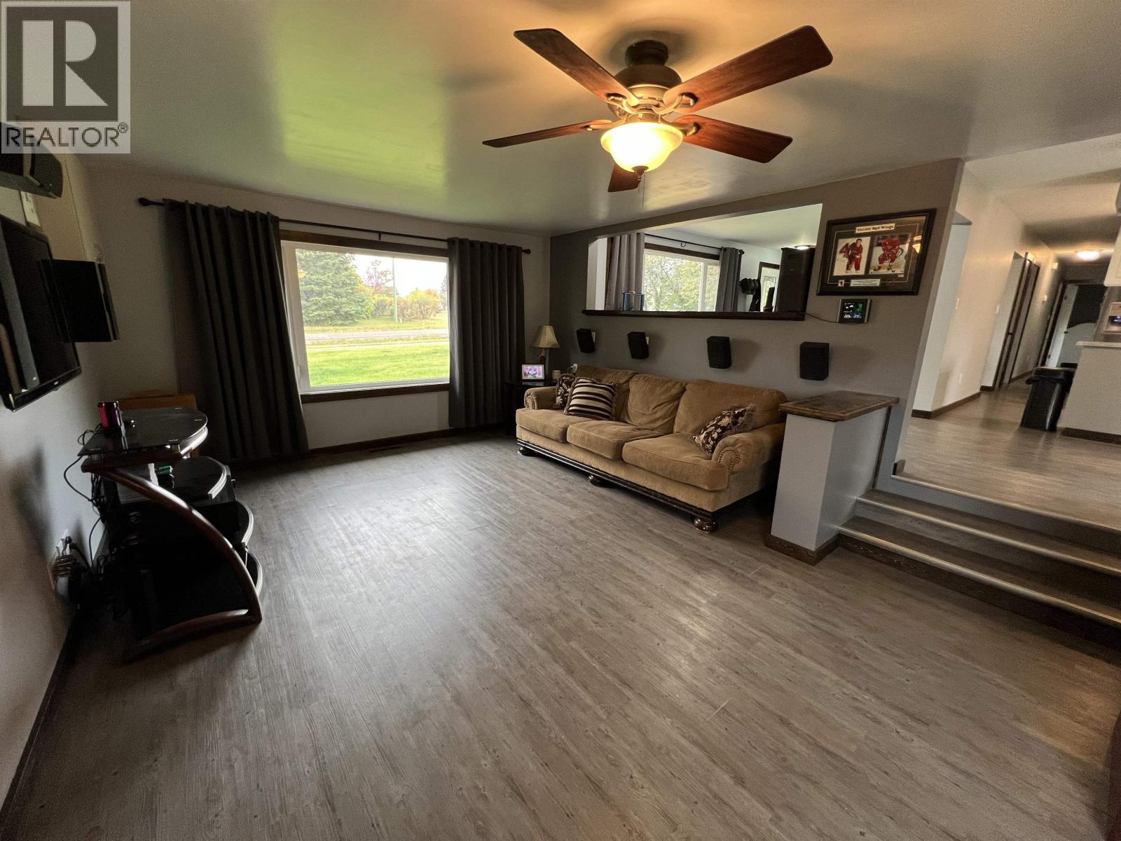 5116 SUNSET DRIVE, Fort Nelson