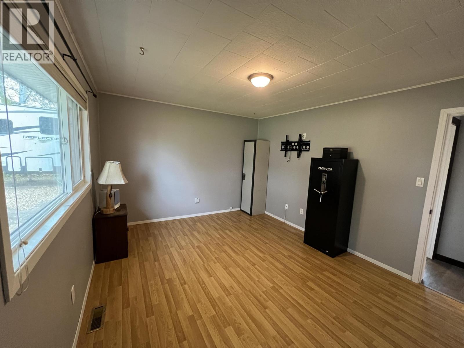 5116 SUNSET DRIVE, Fort Nelson