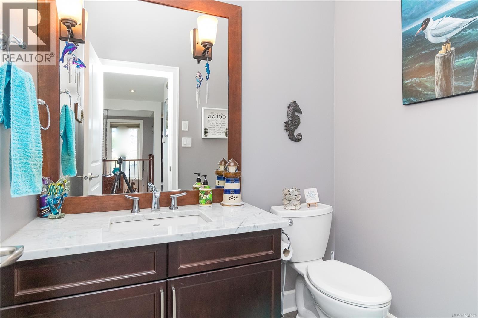 3635 Shannon Dr, Ladysmith