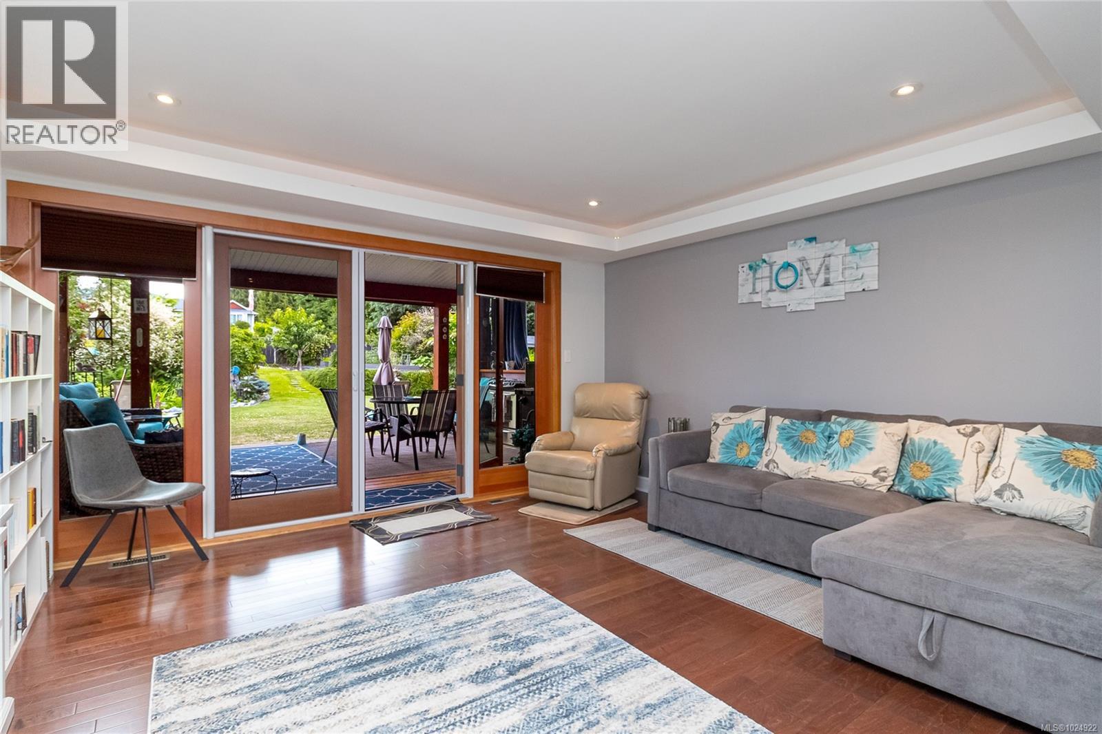 3635 Shannon Dr, Ladysmith