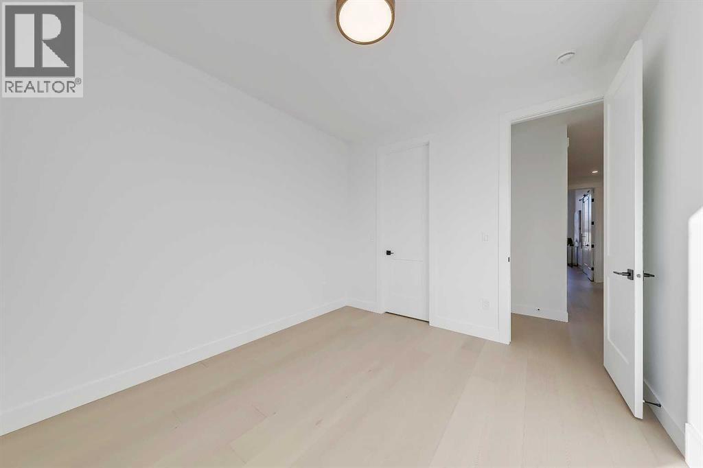 Single Family House for Sale in  A Street NW Parkdale Calgary 