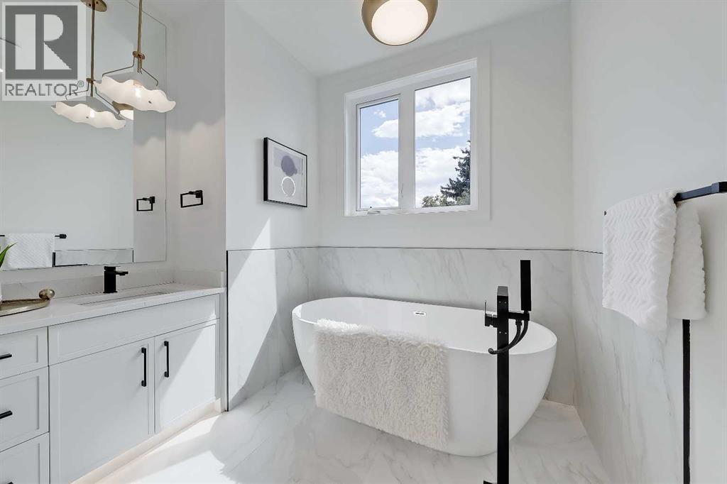 Single Family House for Sale in   Avenue NW Mount Pleasant Calgary 