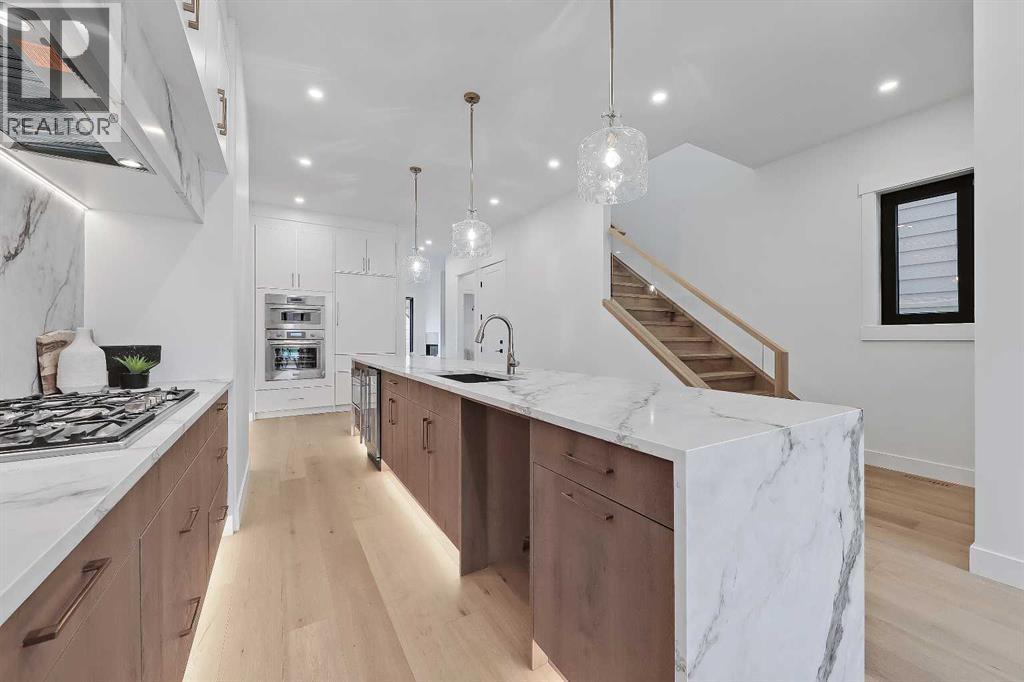 Single Family House for Sale in   Avenue NW West Hillhurst Calgary 