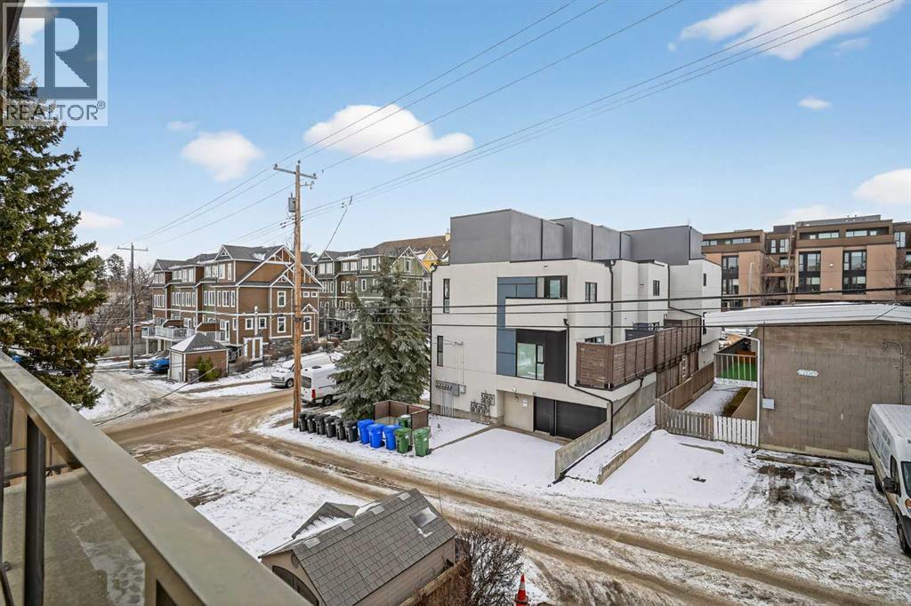 Single Family House Multi-level for Sale in    Avenue SW South Calgary Calgary 