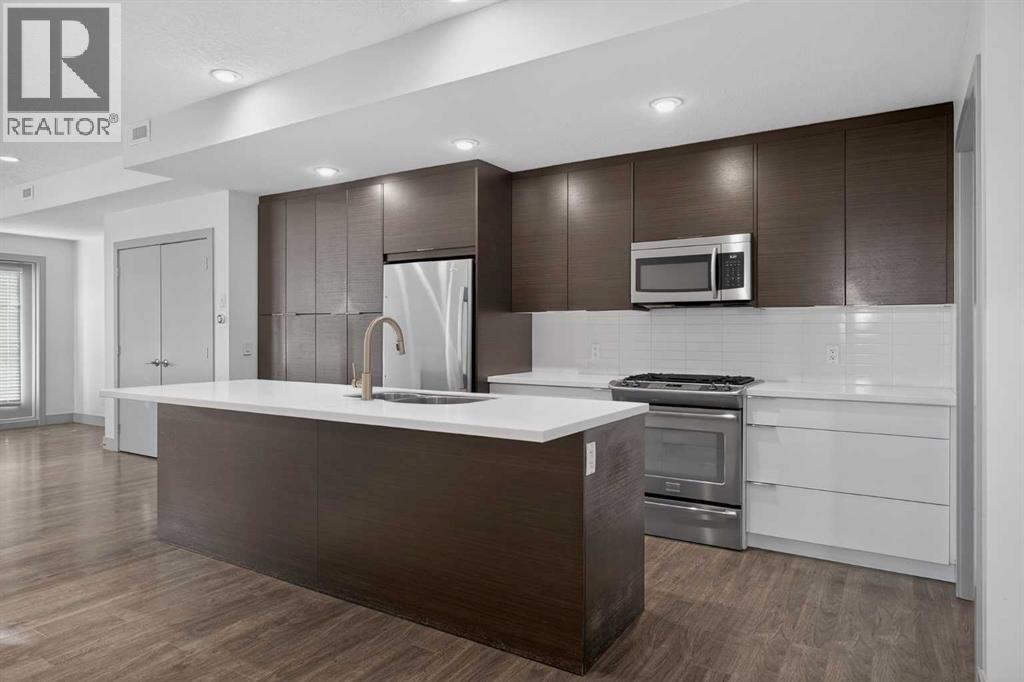 Single Family House Multi-level for Sale in    Avenue SW South Calgary Calgary 