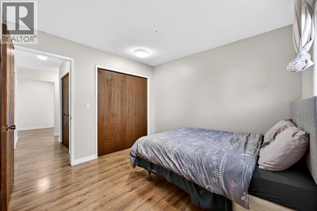 Single Family House Bungalow for Sale in  Silver Valley Rise NW Silver Springs Calgary 