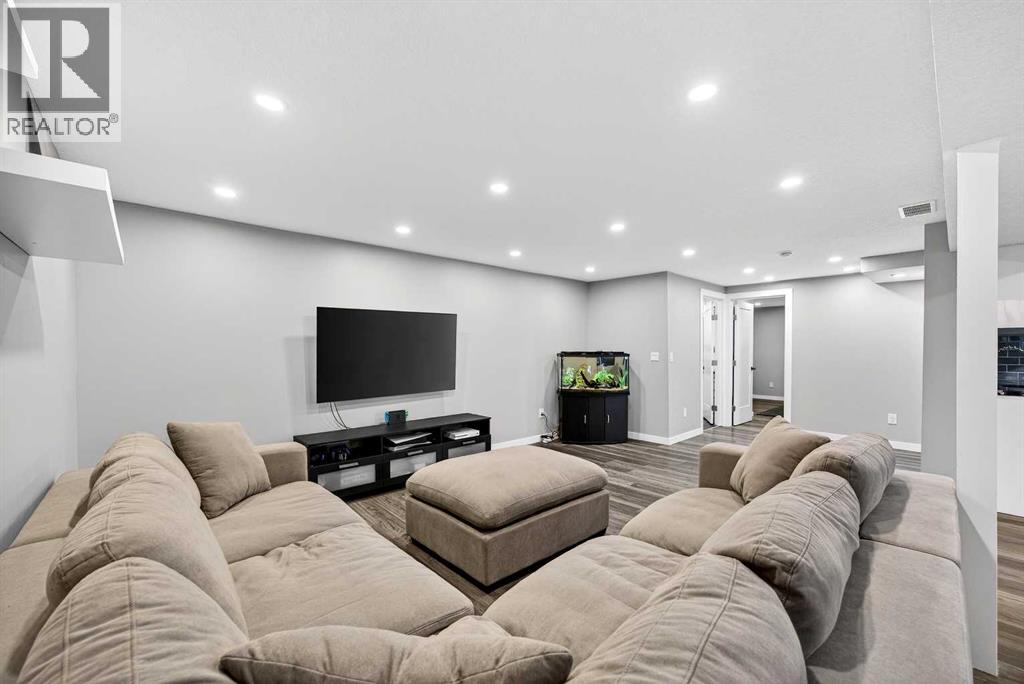 Single Family House Bungalow for Sale in  Silver Valley Rise NW Silver Springs Calgary 