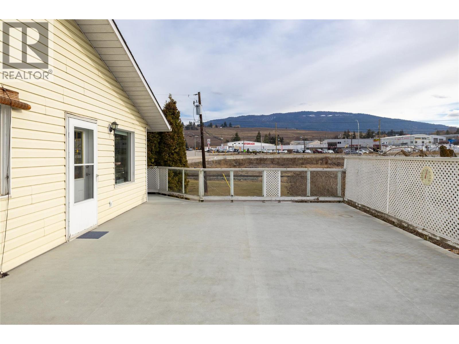 6292 Stickle Road, Vernon