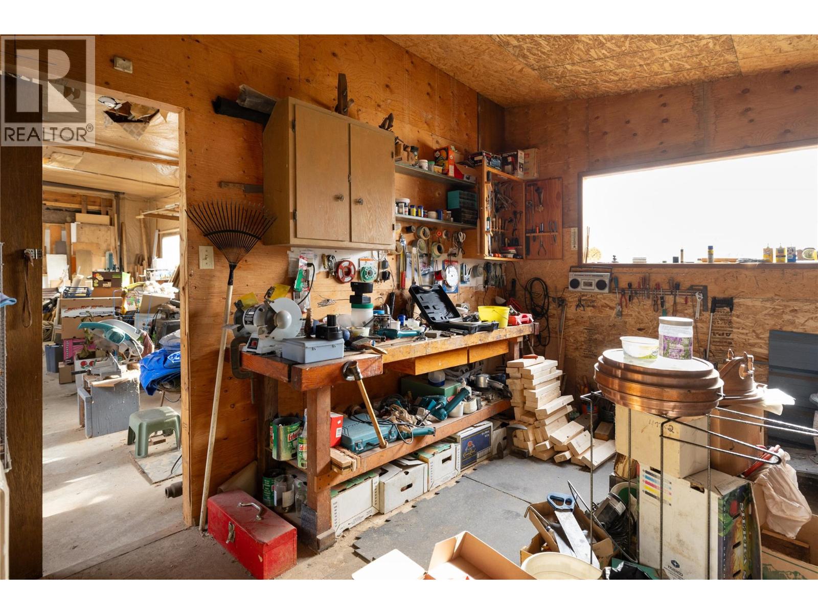 6292 Stickle Road, Vernon