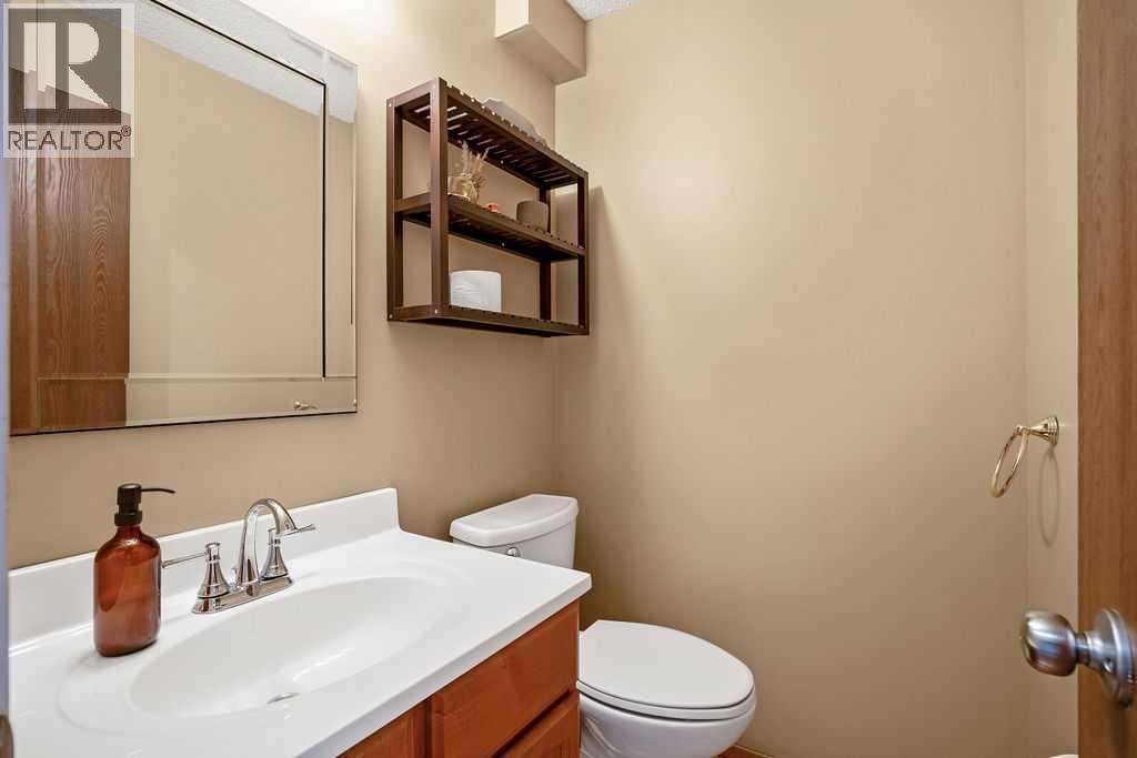 Single Family House for Sale in  Scenic Way NW Scenic Acres Calgary 