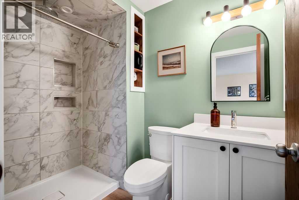 Single Family House for Sale in  Scenic Way NW Scenic Acres Calgary 