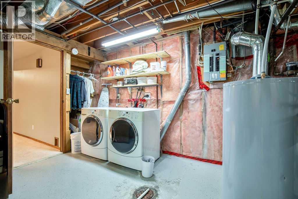 Single Family House for Sale in  Scenic Way NW Scenic Acres Calgary 