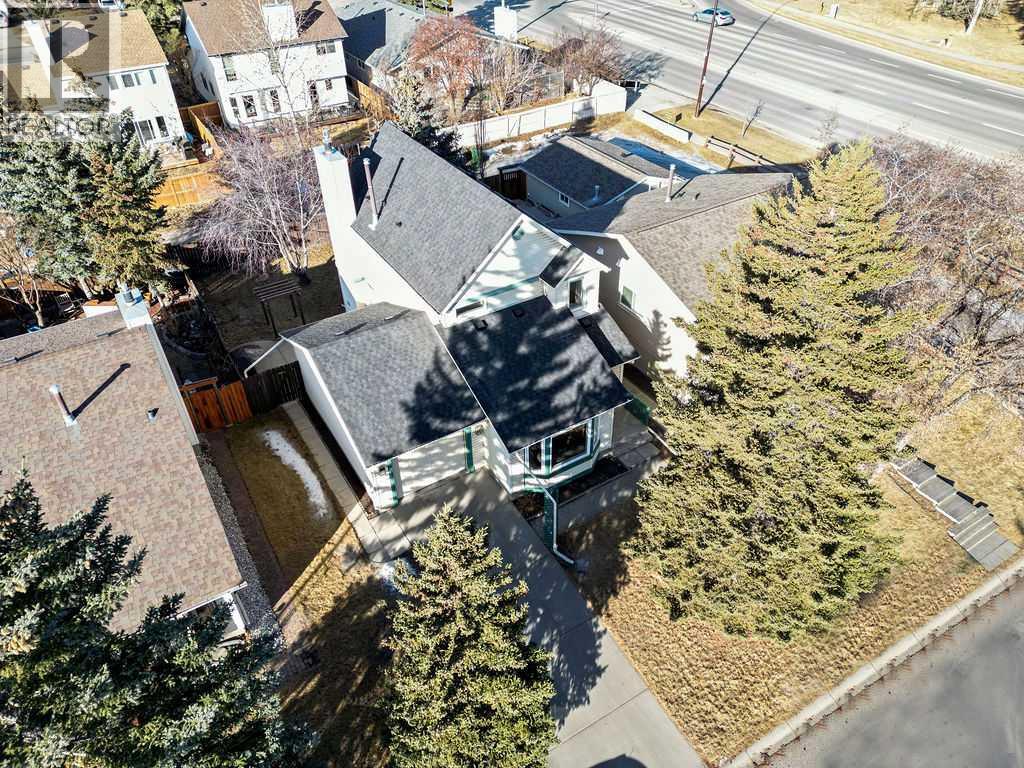 Single Family House for Sale in  Scenic Way NW Scenic Acres Calgary 