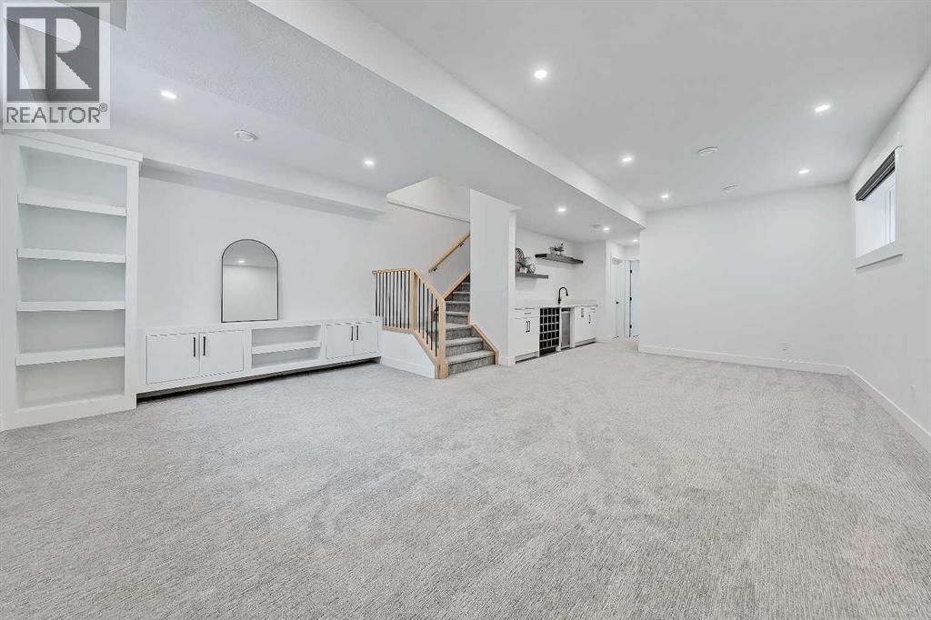 Single Family House for Sale in   Avenue SW Windsor Park Calgary 