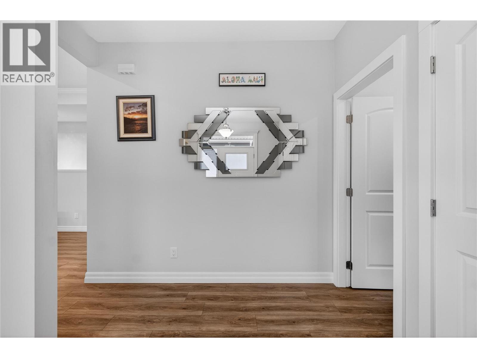 2715 Golf Course Drive Unit# #6, Blind Bay