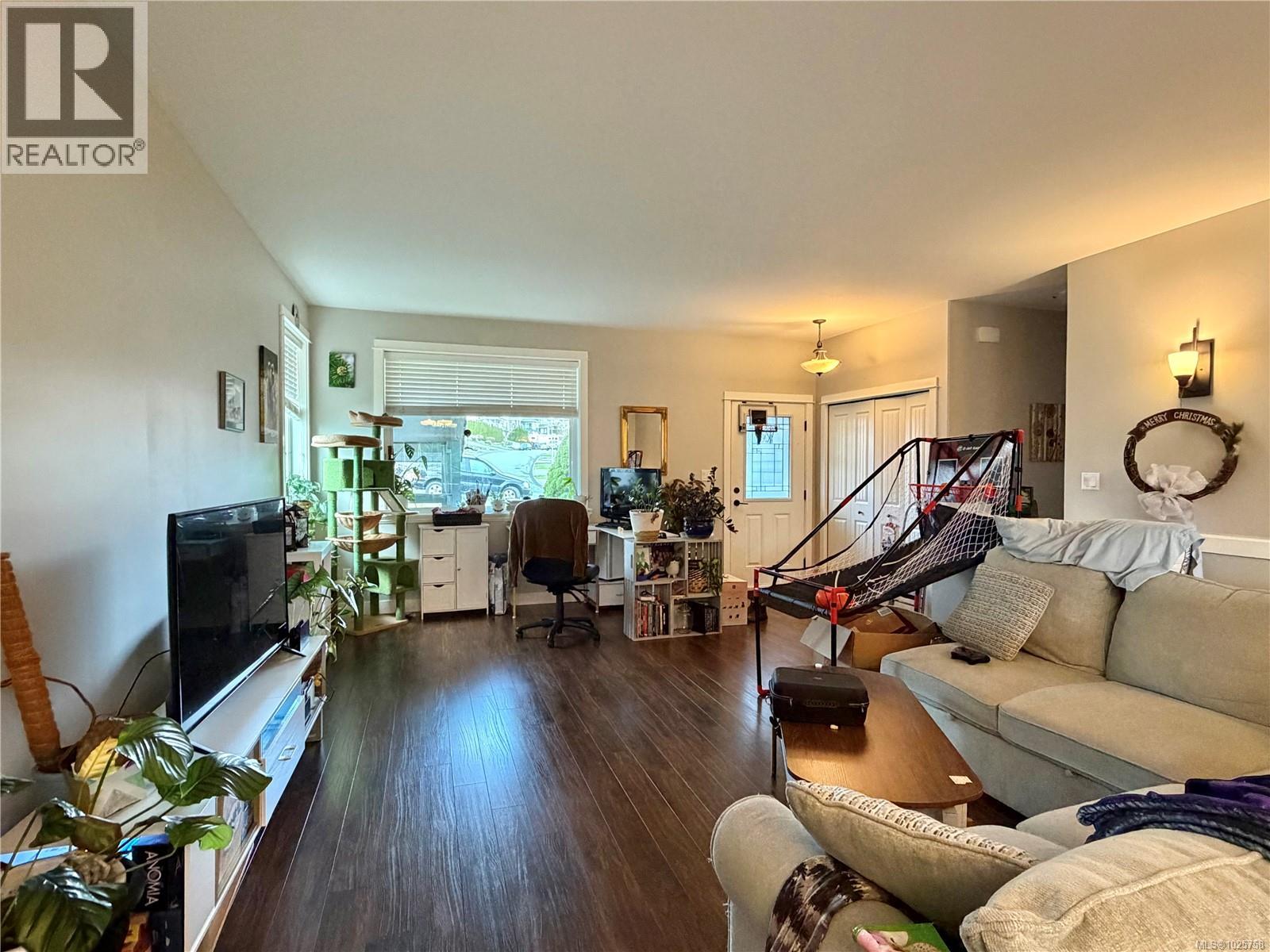 2767 Alder St S, Campbell River