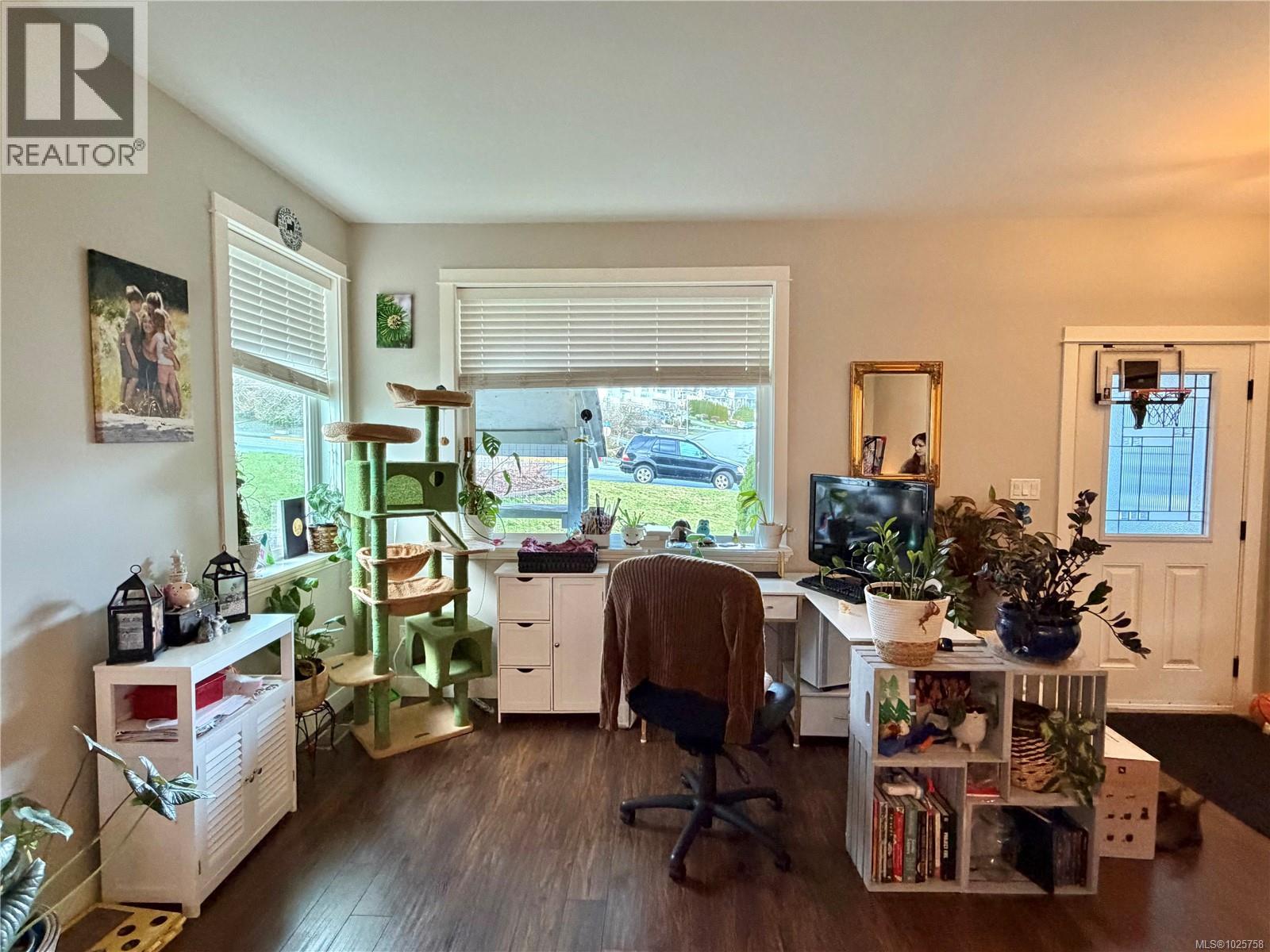 2767 Alder St S, Campbell River