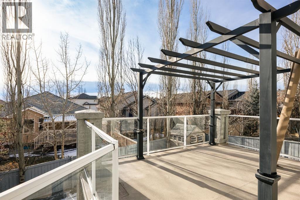 Single Family House Bungalow for Sale in  Sienna Heights Hill SW Signal Hill Calgary 