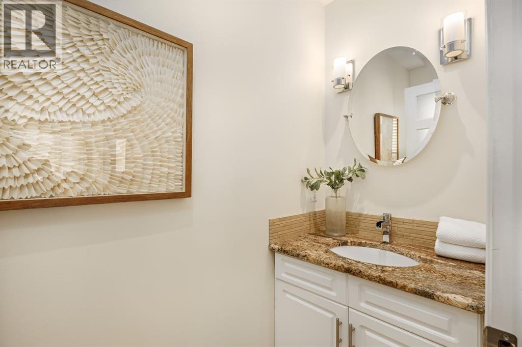 Single Family House Bungalow for Sale in  Sienna Heights Hill SW Signal Hill Calgary 