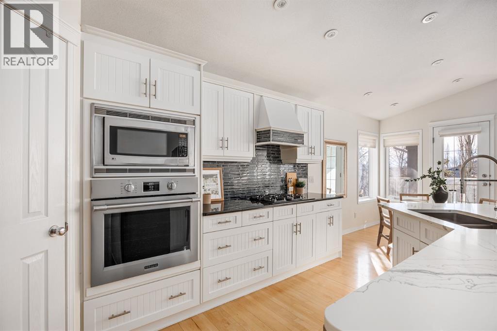 Single Family House Bungalow for Sale in  Sienna Heights Hill SW Signal Hill Calgary 