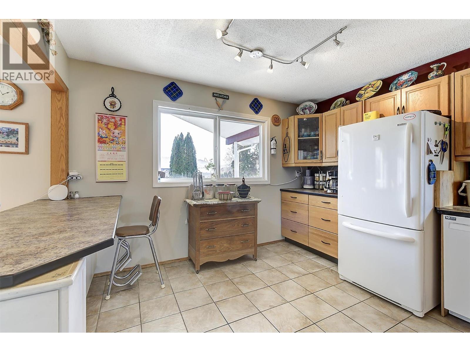  919 McCartney Road, West Kelowna