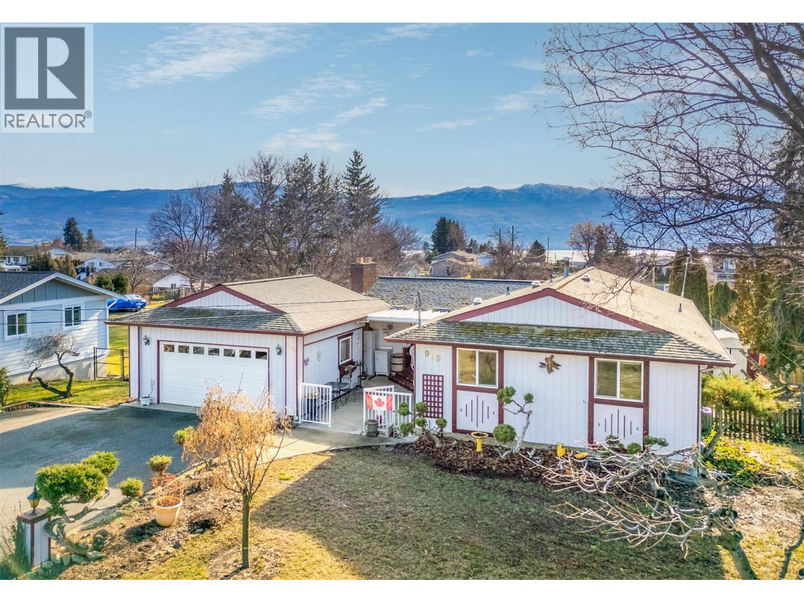 919 McCartney Road, West Kelowna
