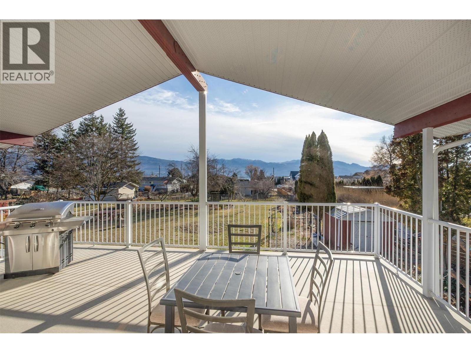  919 McCartney Road, West Kelowna