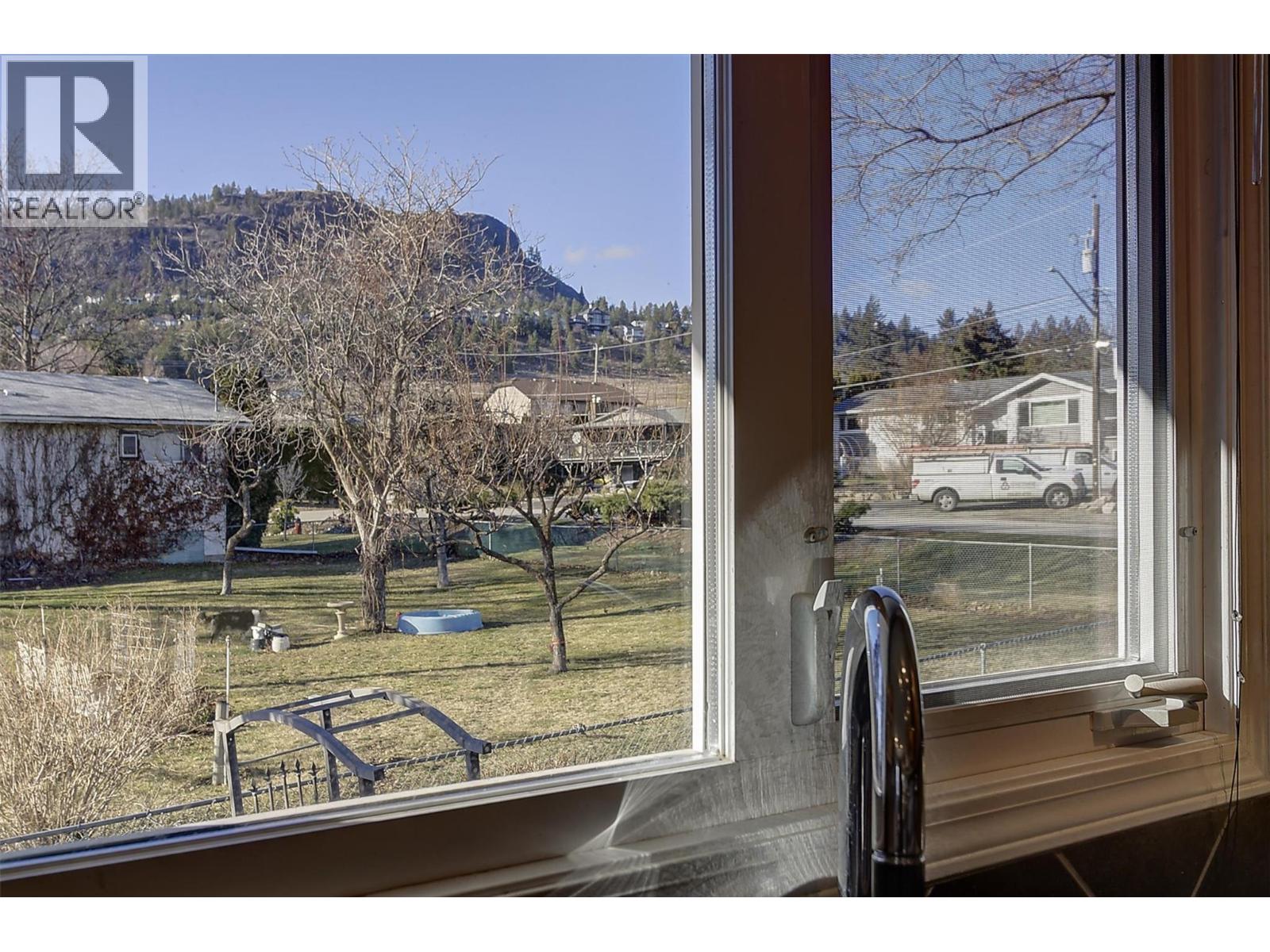  919 McCartney Road, West Kelowna