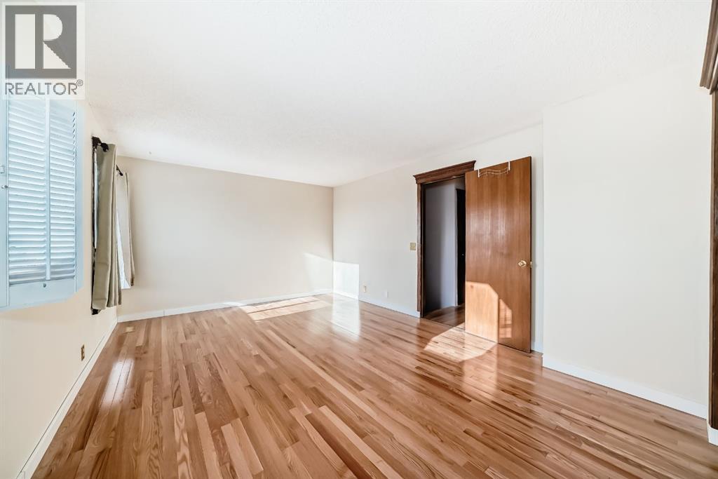 Single Family House for Sale in  Ranchview Drive NW Ranchlands Calgary 