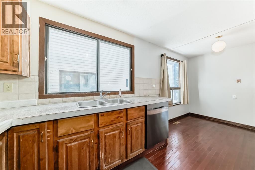 Single Family House for Sale in  Ranchview Drive NW Ranchlands Calgary 