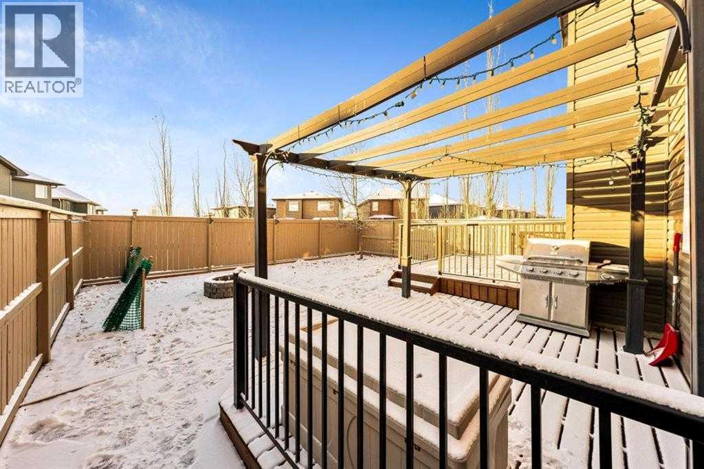 Single Family House for Sale in  Evanspark Gardens NW Evanston Calgary 