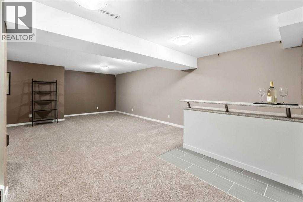 Single Family House for Sale in  Evanspark Gardens NW Evanston Calgary 