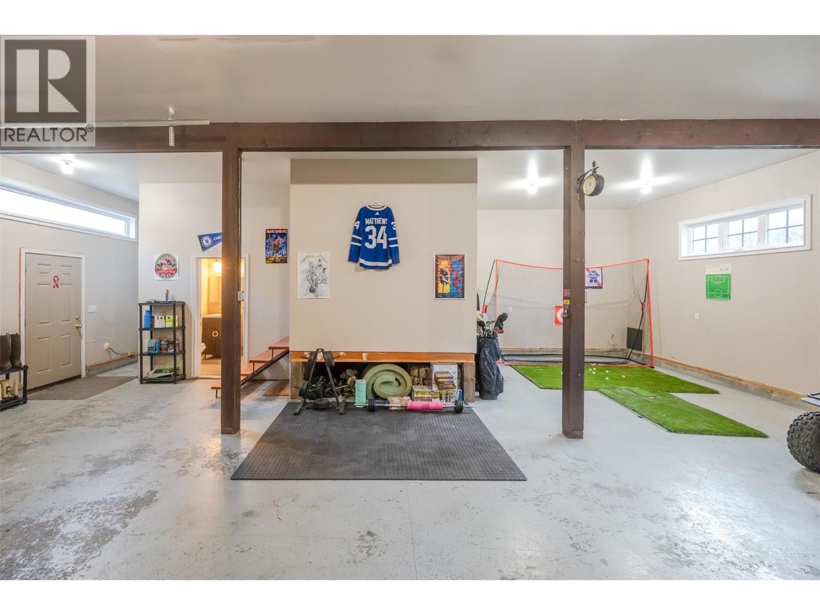 1436 MAIN Street, Keremeos