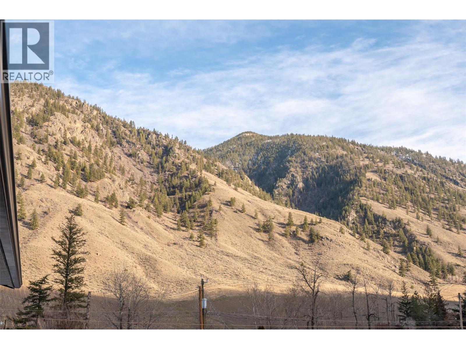 1436 MAIN Street, Keremeos