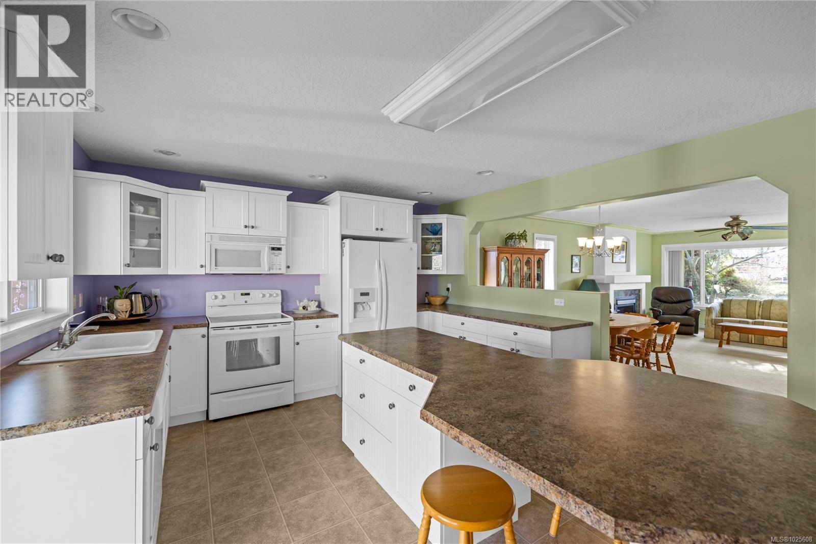 705 Humphrey Rd, Parksville