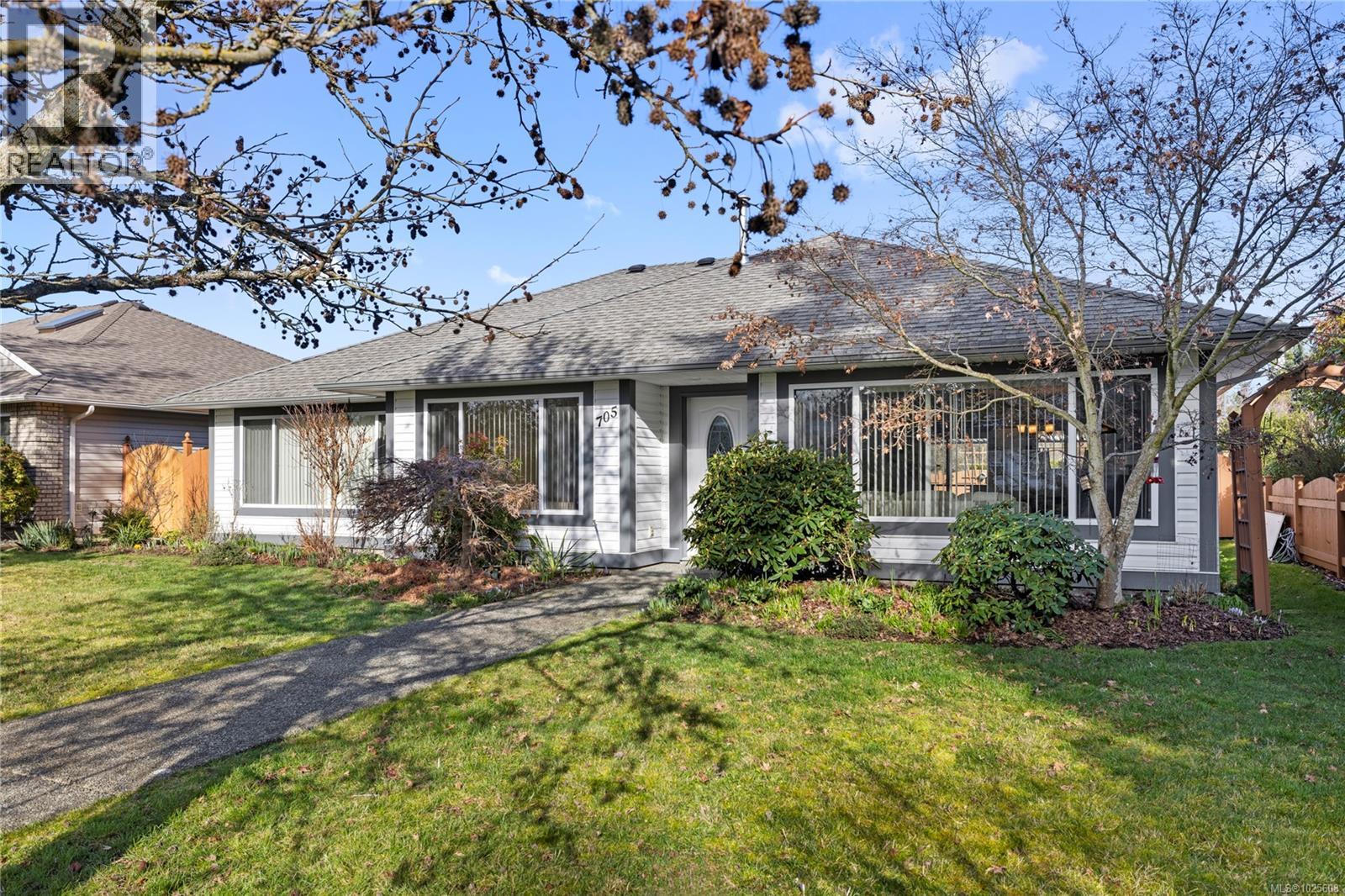 705 Humphrey Rd, Parksville