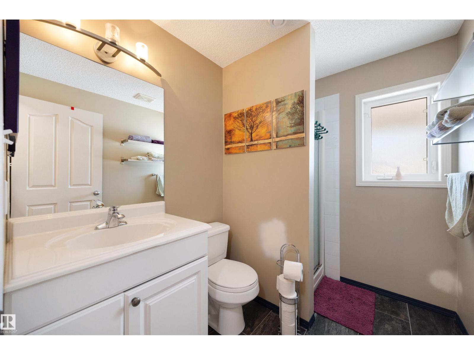#172 52216 RANGE ROAD 233 - 40