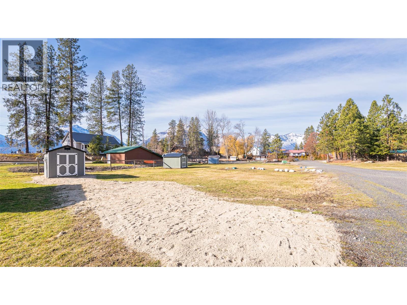 290 LAGUNA CRESCENT - 12