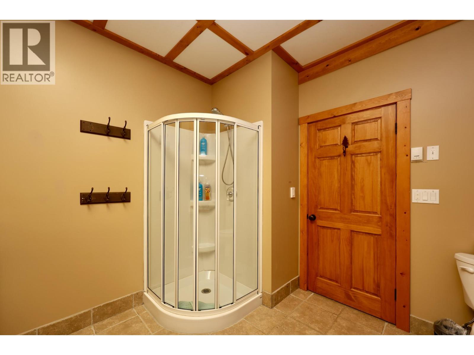 1604 Purcell Woods Close, Golden