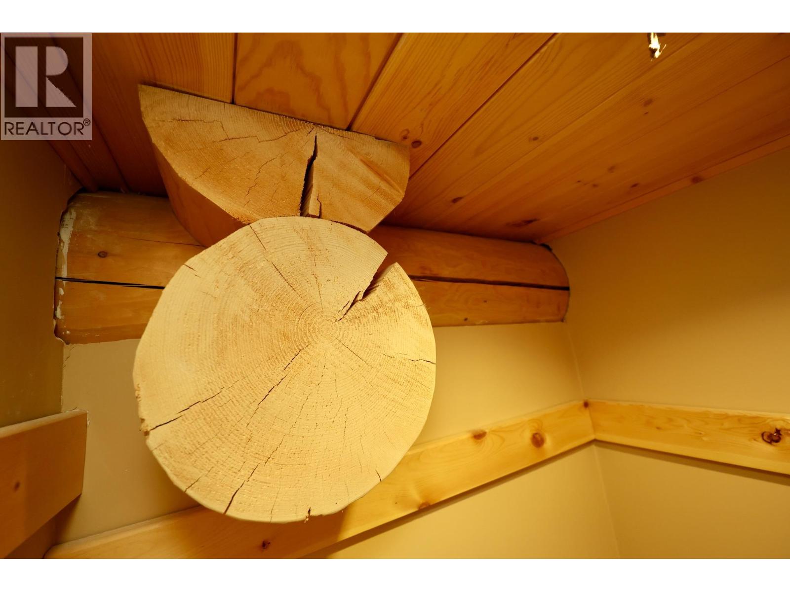 1604 Purcell Woods Close, Golden