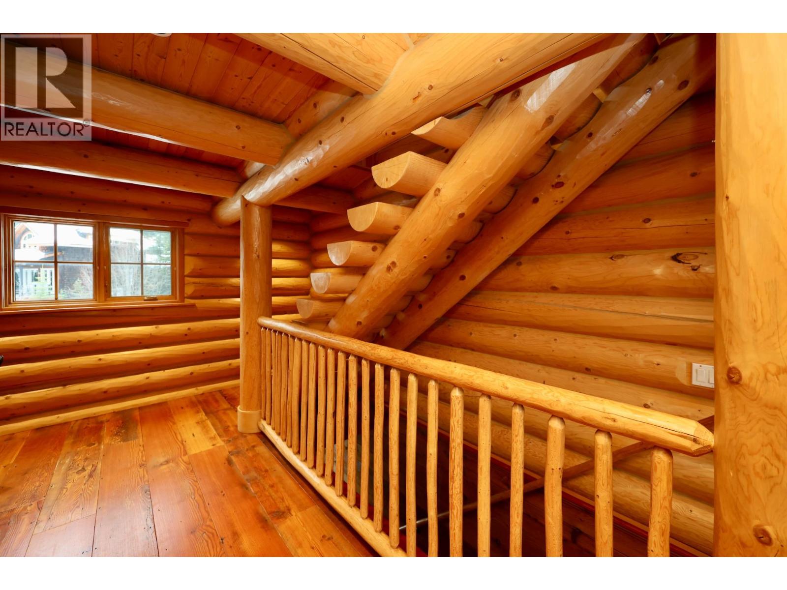 1604 Purcell Woods Close, Golden