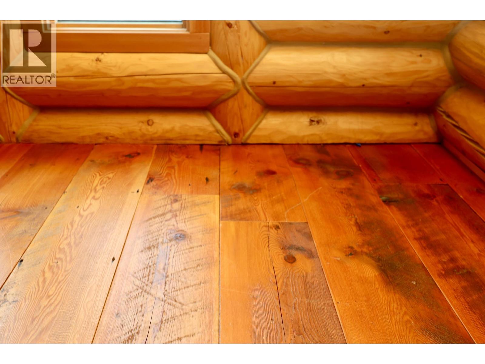 1604 Purcell Woods Close, Golden