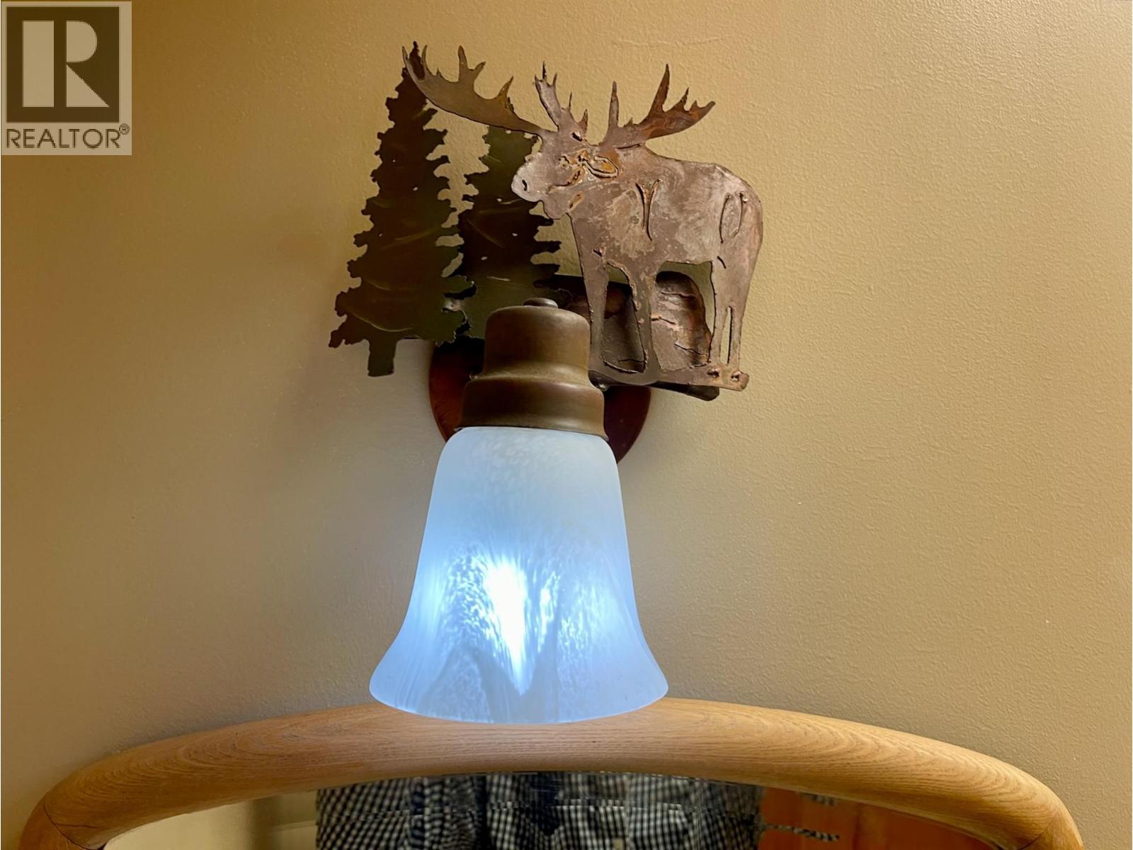 1604 Purcell Woods Close, Golden