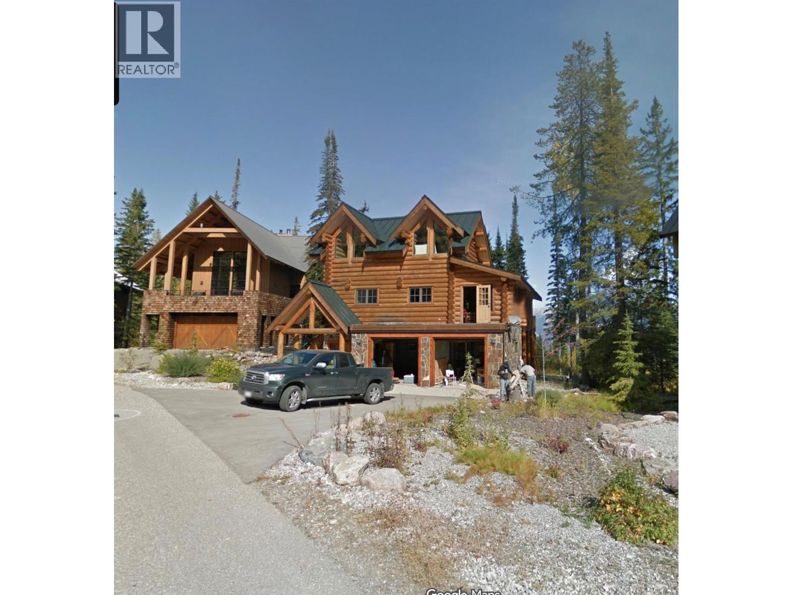 1604 Purcell Woods Close, Golden