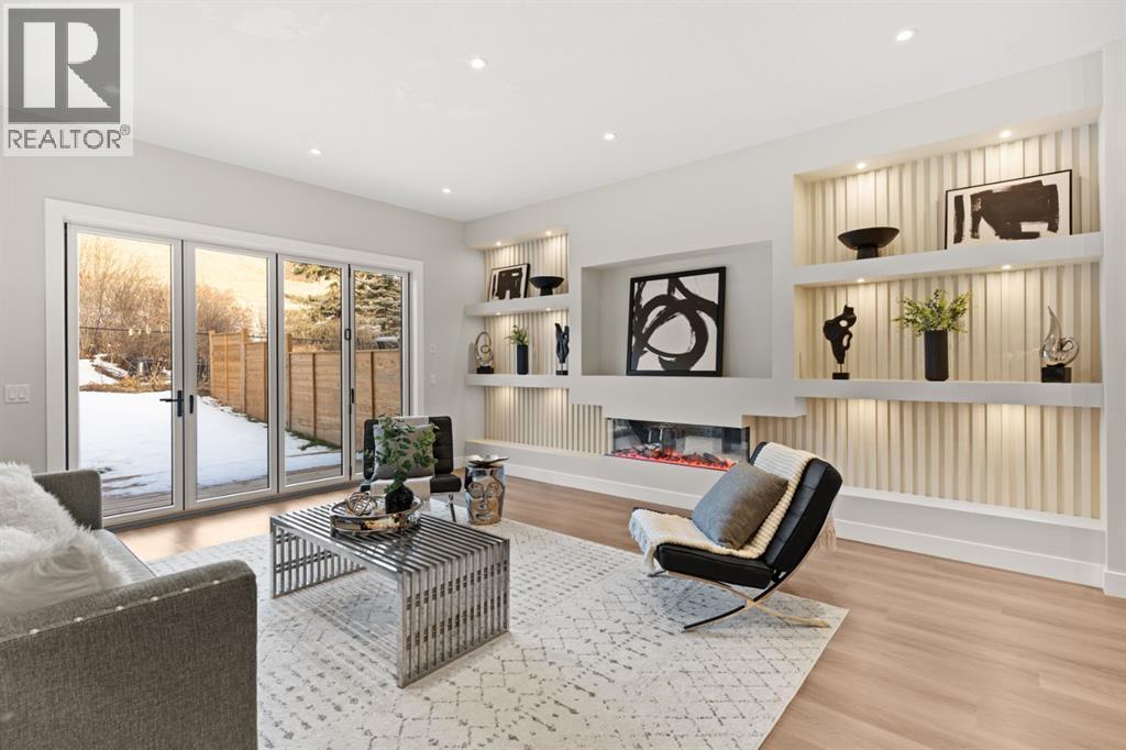 Single Family House for Sale in   Avenue NW West Hillhurst Calgary 