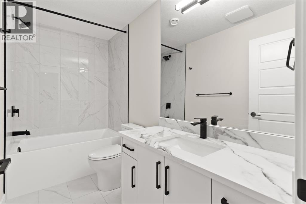 Single Family House for Sale in   Avenue NW West Hillhurst Calgary 