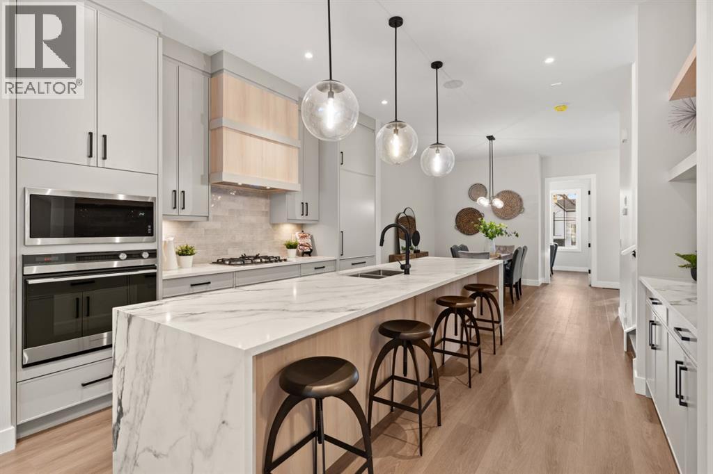 Single Family House for Sale in   Avenue NW West Hillhurst Calgary 